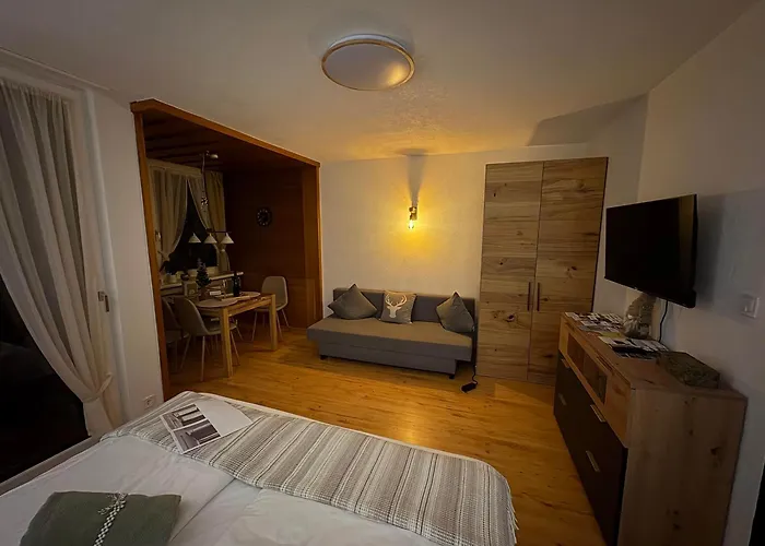 Seefelder Hirsch * Зеефельд в Тироле