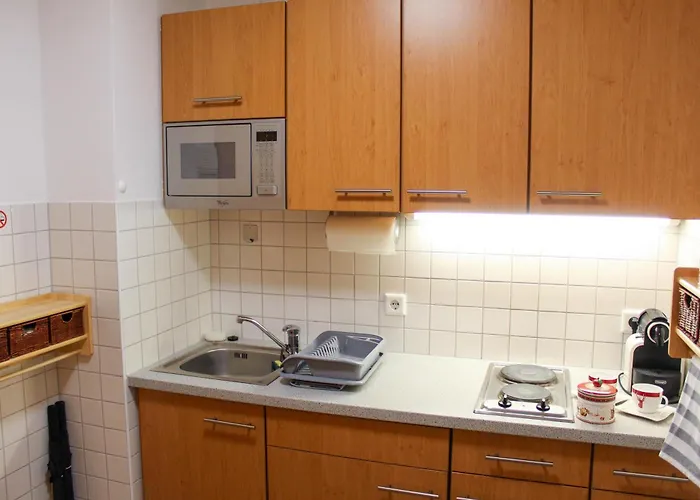 Seefelder Hirsch * سيفيلد ان تيرول